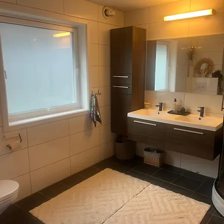 Apartment With 4 Bedrooms, Available For Ons Stavanger