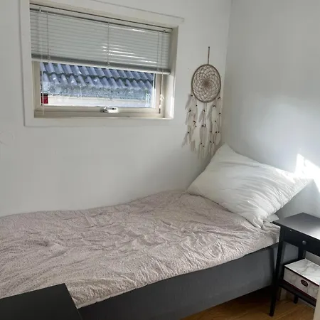 With 4 Bedrooms, Available For Ons Διαμέρισμα Στάβανγκερ